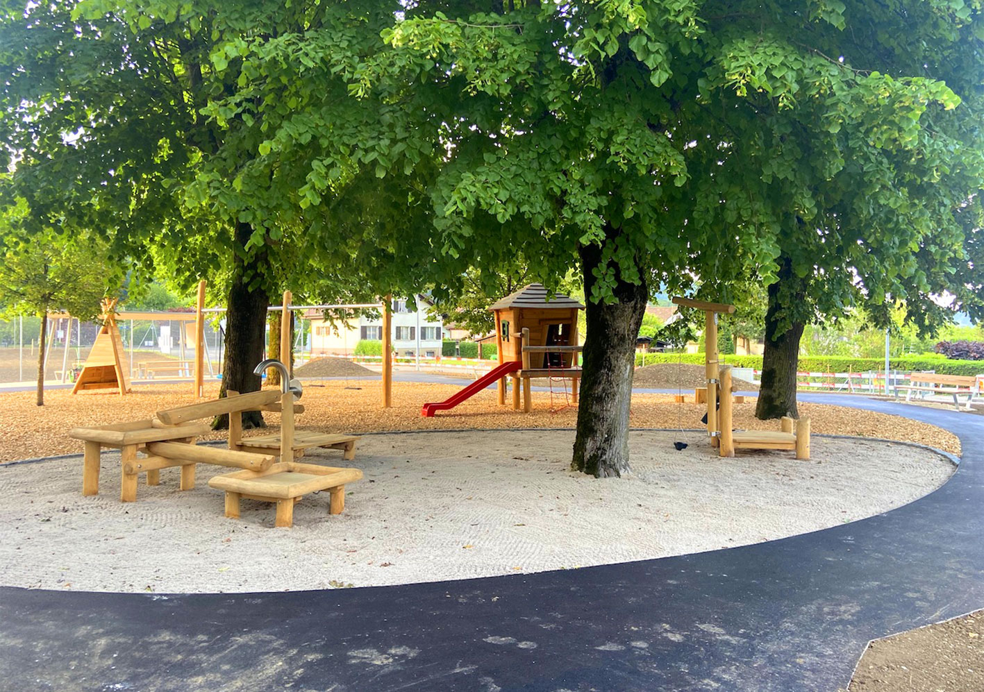Place des rencontres – Develier